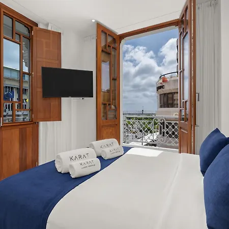 7 Luxury By Karat