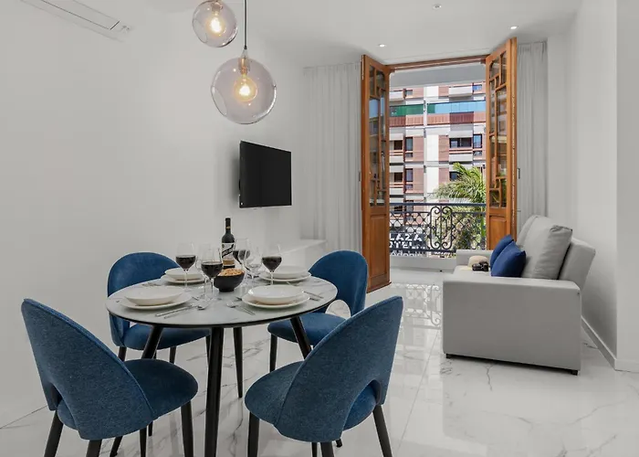 7 Luxury By Karat * Santa Cruz de Tenerife