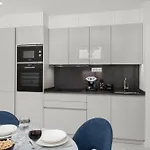 7 Luxury By Karat *
